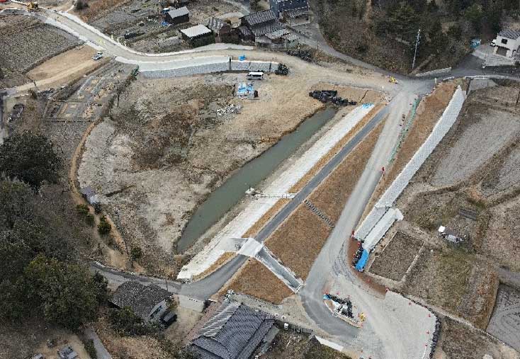 ため池整備皿池大池地区堤体工事